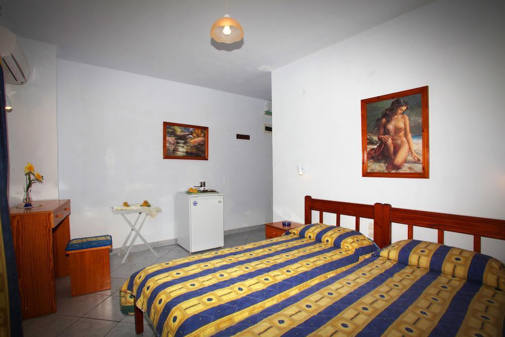 Alexandros Rooms & Studios Skopelos Værelse billede