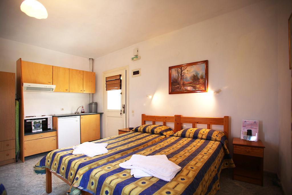 Alexandros Rooms & Studios Skopelos Eksteriør billede