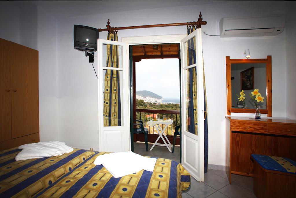 Alexandros Rooms & Studios Skopelos Værelse billede