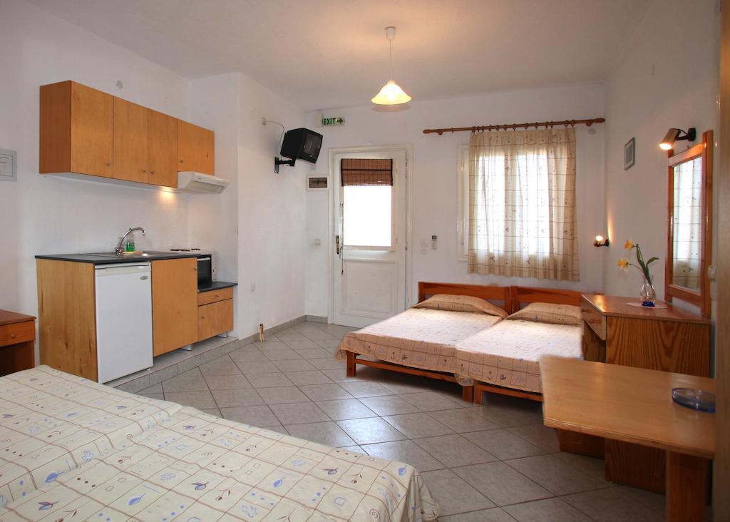 Alexandros Rooms & Studios Skopelos Værelse billede