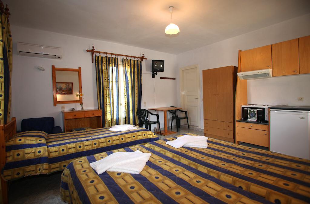 Alexandros Rooms & Studios Skopelos Eksteriør billede