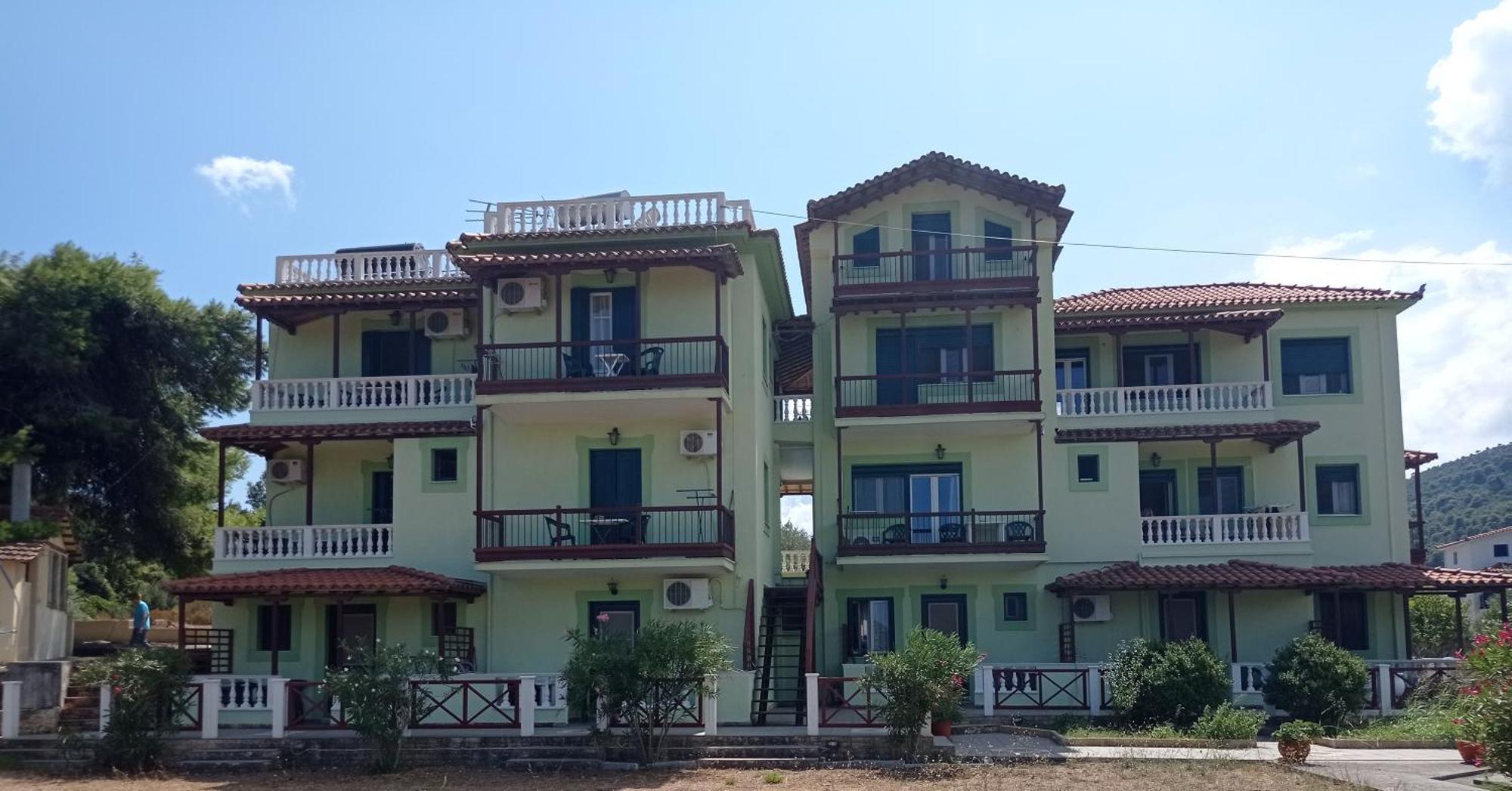 Alexandros Rooms & Studios Skopelos Eksteriør billede