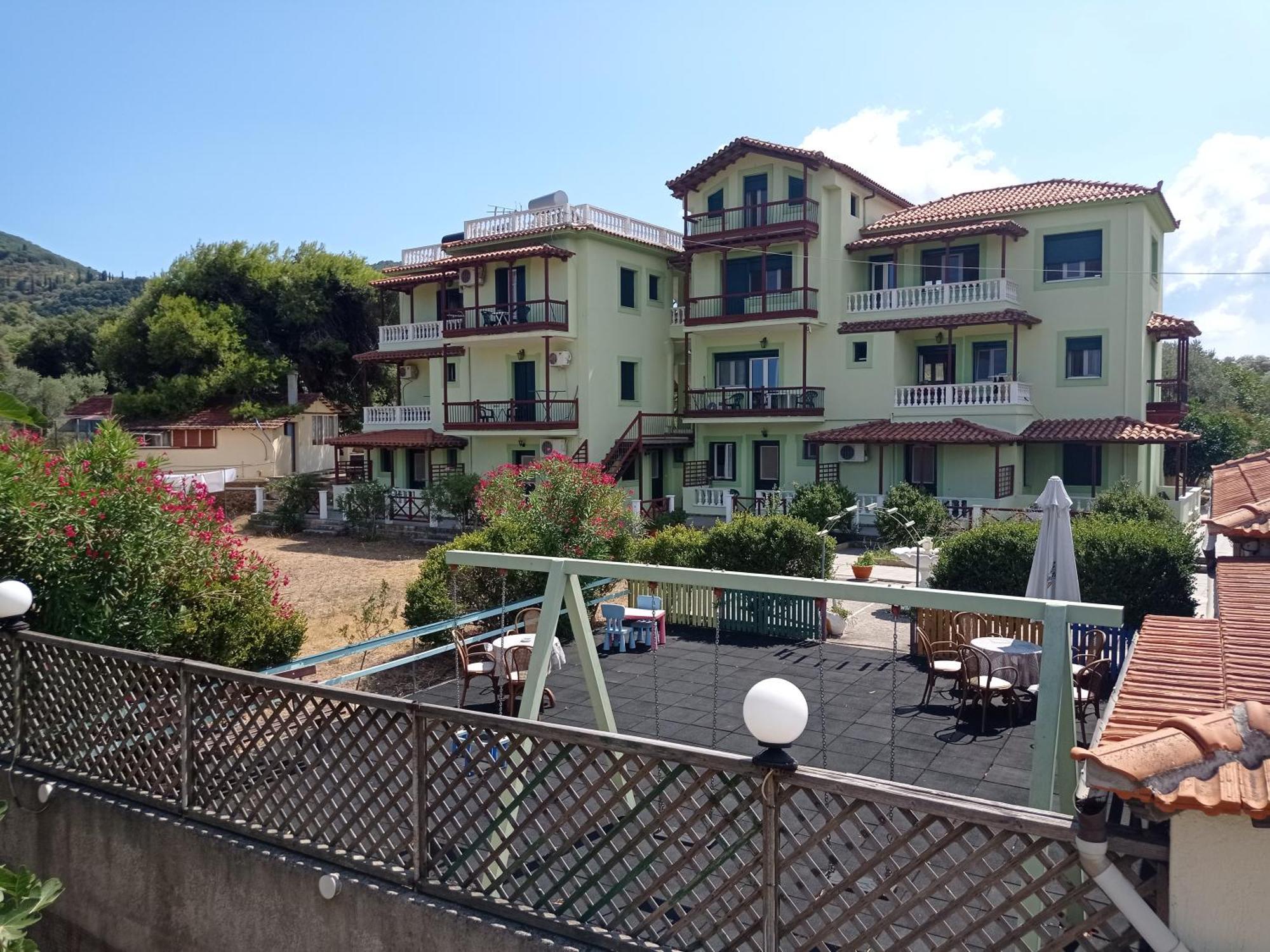 Alexandros Rooms & Studios Skopelos Eksteriør billede