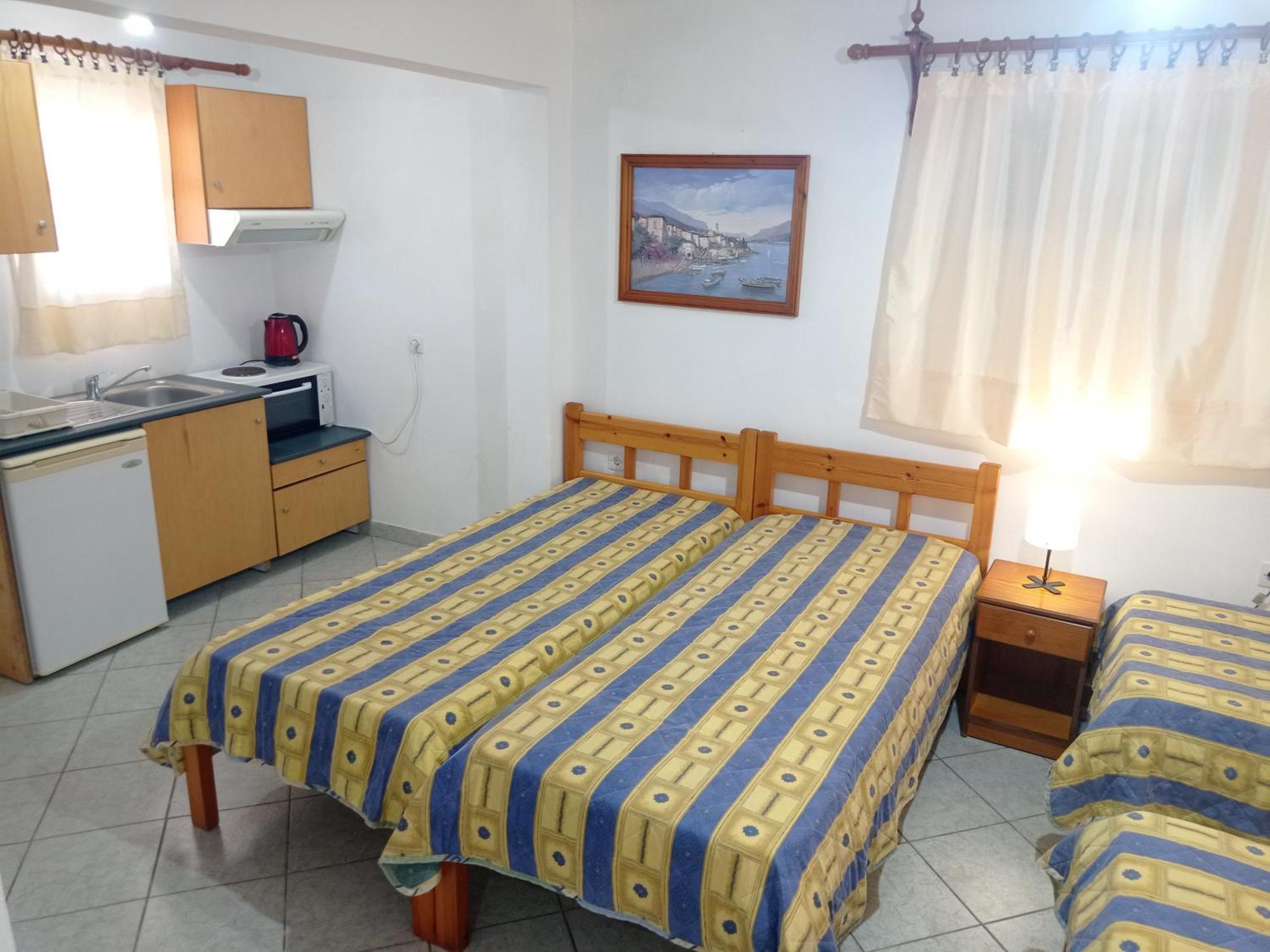 Alexandros Rooms & Studios Skopelos Eksteriør billede