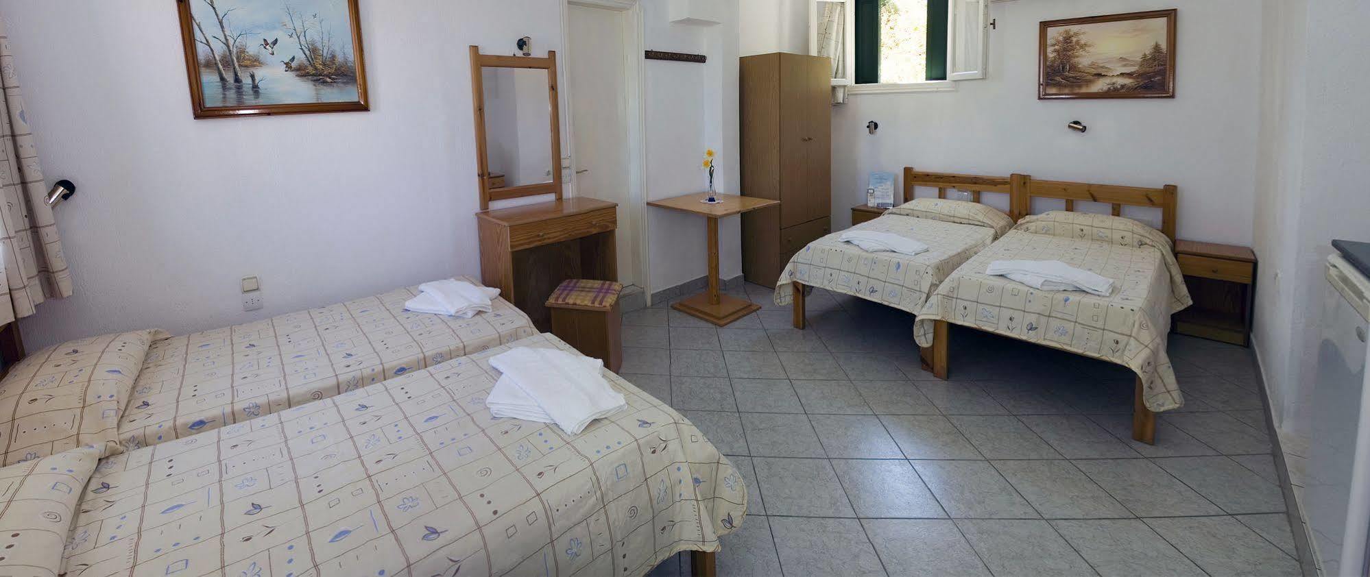 Alexandros Rooms & Studios Skopelos Eksteriør billede